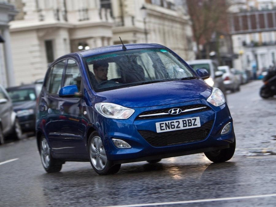  Hyundai i10 2010 года  (UK) (фото 17 из 17)